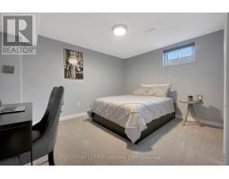 5 FALKLAND ROAD - 32