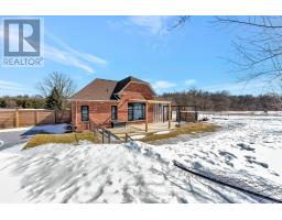 5 FALKLAND ROAD - 40