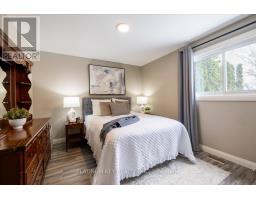 42 GARLAND CRESCENT - 10