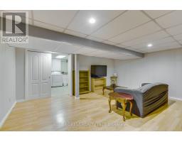 1089 VISCOUNT ROAD - 32