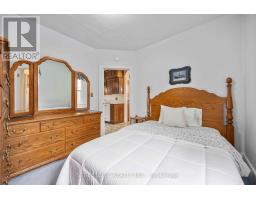 318 COBDEN STREET - 12