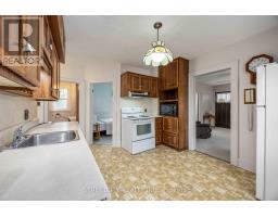 318 COBDEN STREET - 9