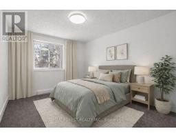 41 - 1096 JALNA BOULEVARD - 17
