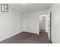 41 - 1096 JALNA BOULEVARD - 19