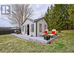 22 TALBOT GROVE LANE - 44