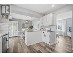 207 SIMCOE COURT - 14