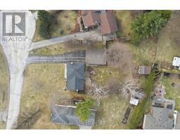 207 SIMCOE COURT - 26