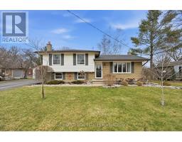 207 SIMCOE COURT - 3