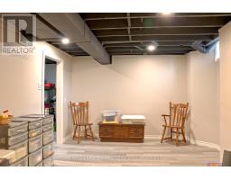 1 - 70 SUNNYSIDE DRIVE - 25