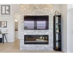 310 - 1560 UPPER WEST AVENUE - 19