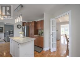 983 COUNTRY CLUB CRESCENT - 19