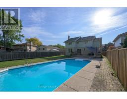 983 COUNTRY CLUB CRESCENT - 41