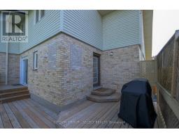 983 COUNTRY CLUB CRESCENT - 43