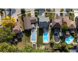 983 COUNTRY CLUB CRESCENT - 5