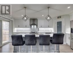 95 OPTIMIST DRIVE - 13