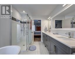 95 OPTIMIST DRIVE - 30