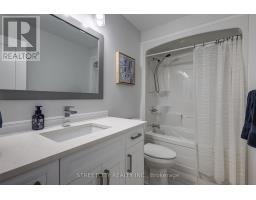 95 OPTIMIST DRIVE - 31