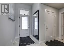 95 OPTIMIST DRIVE - 4