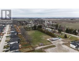 95 OPTIMIST DRIVE - 47