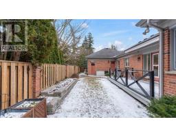 11 TALLWOOD CIRCLE - 38