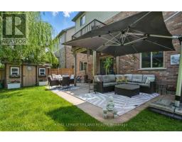 219 UNION AVENUE - 25