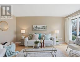 52 CLIFTON CRESCENT - 10