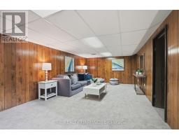 52 CLIFTON CRESCENT - 23