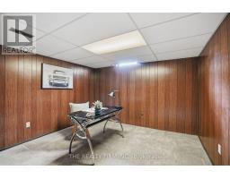 52 CLIFTON CRESCENT - 24