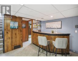 52 CLIFTON CRESCENT - 25