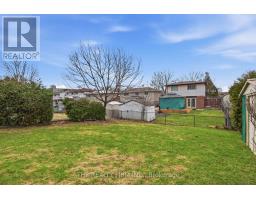 52 CLIFTON CRESCENT - 30