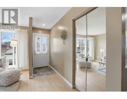 52 CLIFTON CRESCENT - 8