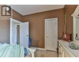 11 MACKAY AVENUE - 18