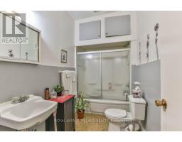 11 MACKAY AVENUE - 21