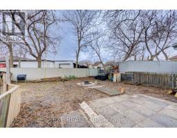 524 SIMCOE STREET - 38