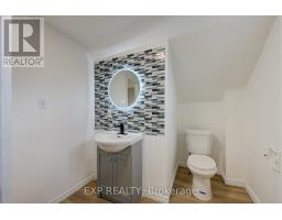 524 SIMCOE STREET - 9