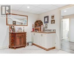 27 - 1200 RIVERSIDE DRIVE - 35