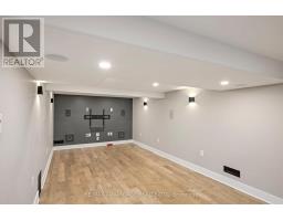 945 COLBORNE STREET - 20