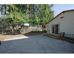 945 COLBORNE STREET - 27