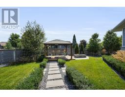 405 DARCY DRIVE - 44