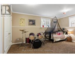 123 WATSON STREET - 32