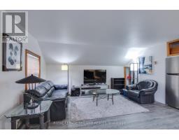 7575 BIDDULPH STREET - 40