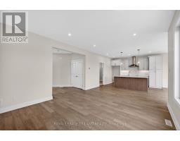 28 ALLISTER DRIVE - 11