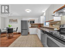 17 - 217 MARTINET AVENUE - 4