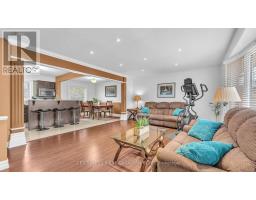 10 ALAYNE CRESCENT - 22