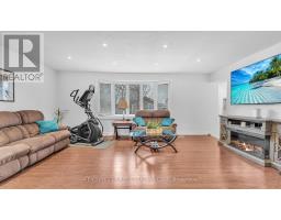 10 ALAYNE CRESCENT - 23