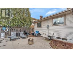 10 ALAYNE CRESCENT - 29