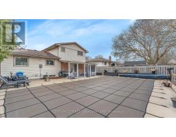 10 ALAYNE CRESCENT - 30