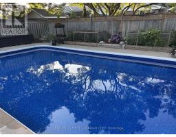 10 ALAYNE CRESCENT - 35