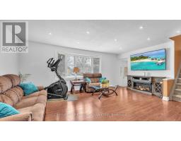 10 ALAYNE CRESCENT - 9