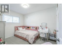 21 STRATHCONA DRIVE - 13